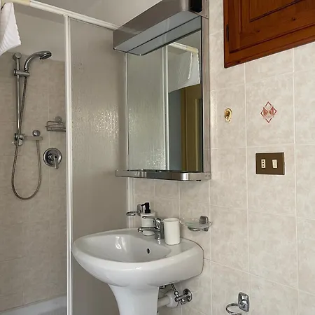 Дом отдыха A 2 Colli Dal Mare Варацце